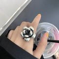Damenring mit kunstvollem Blumen-Design Shop Nory
