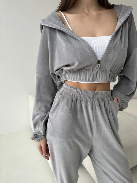 Damen luxuriöser Samt-Trainingsanzug mit geraffter Bomberjacke und High-Waist Jogginghose Shop Nory