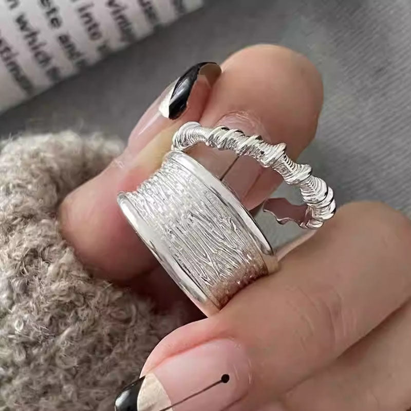 Damenring mit elegantem geschichtetem Design aus feinem Edelstahl Shop Nory
