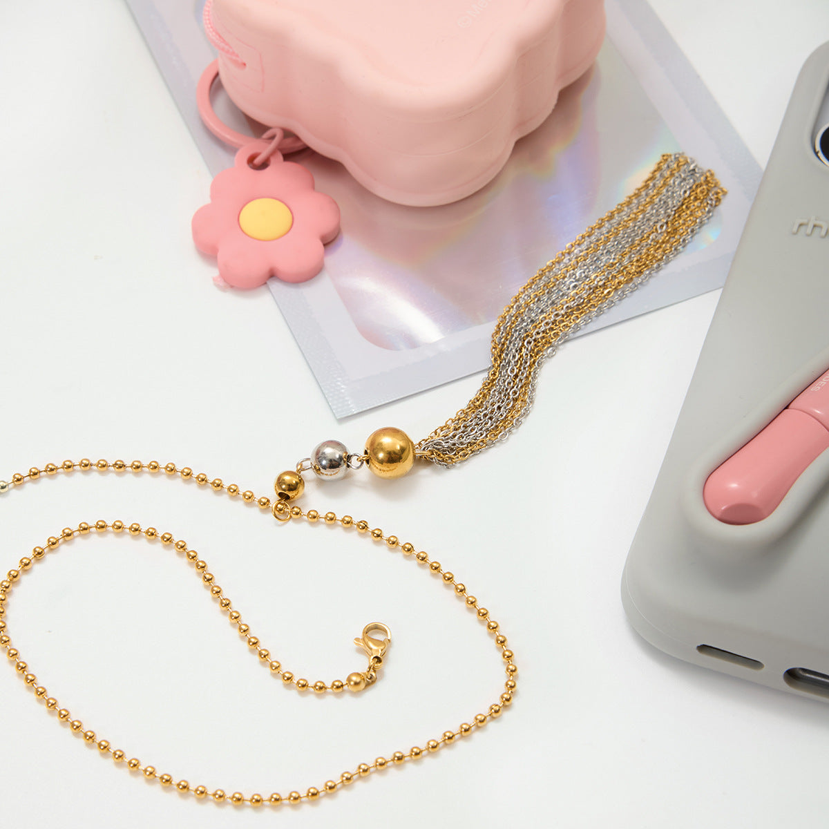 Damen Halskette mit funkelndem Quasten-Anhänger und hypoallergener Edelstahlverarbeitung Shop Nory