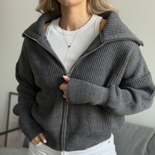 Damen Oversize Strickjacke mit Reißverschluss und hohem Kragen Shop Nory