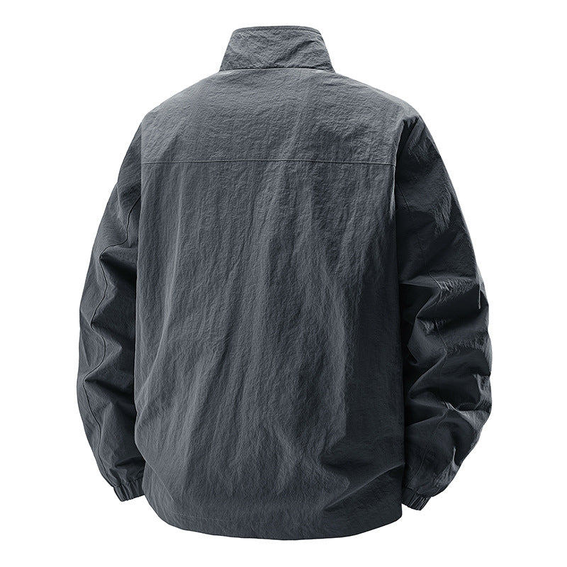Herren Leichte Wind- und wasserabweisende Freizeitjacke mit Stehkragen und Reißverschlusstaschen Shop Nory