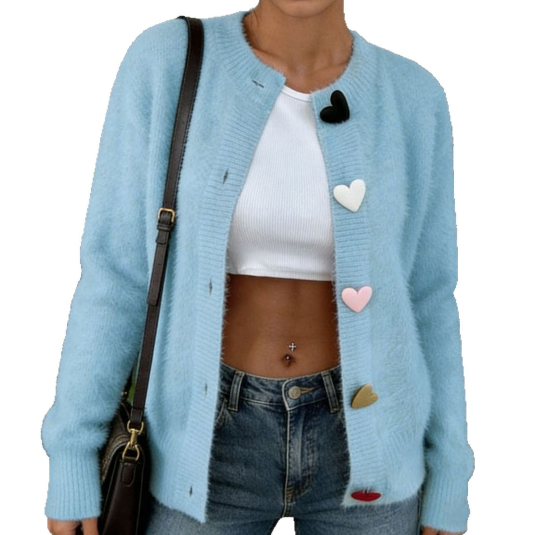 Damen Kurzgeschnittener Flauschcardigan mit dekorativen Herzknöpfen Shop Nory