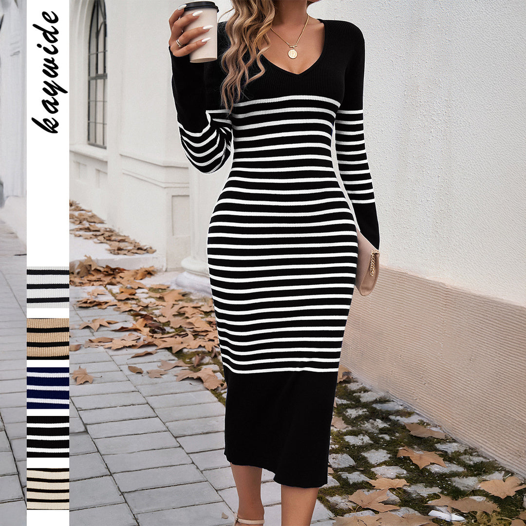 Damen nan gestreiftes Rippstrick-Midikleid mit V-Ausschnitt, taillierter Silhouette und ausgestellten Ärmeln Shop Nory