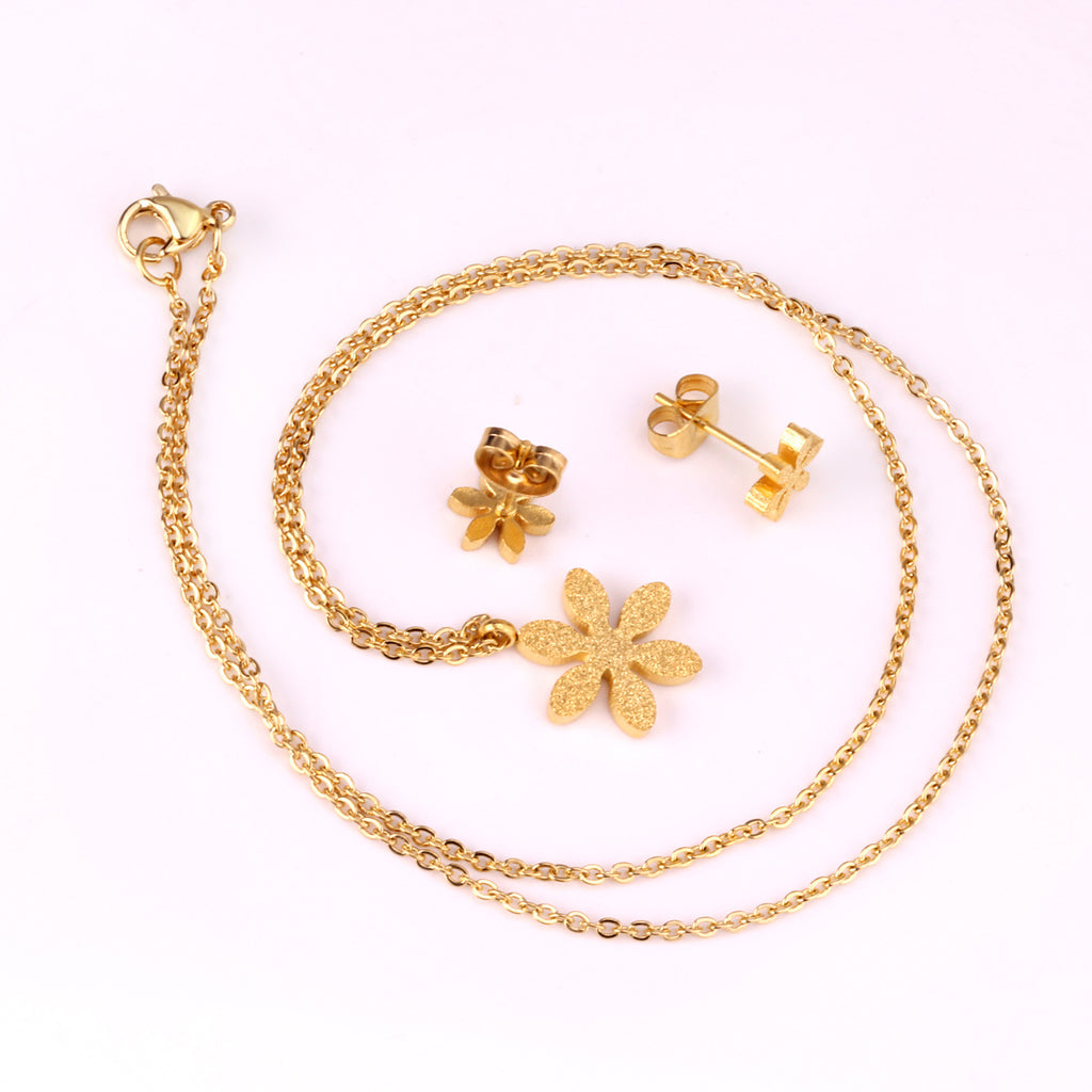 Damen Schmuckset mit elegantem Blumenanhänger und passenden Ohrsteckern Shop Nory