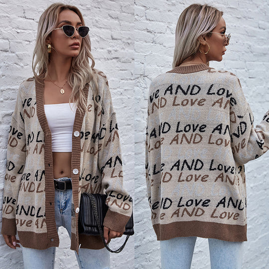 Damen Oversize-Strickcardigan mit Jacquard-Textmuster, V‑Ausschnitt & Knopfleiste Shop Nory