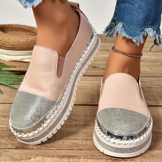 Damen Slip-On Plateau-Sneaker mit glitzerverzierter Zehenkappe und geflochtener Sohlendetails Shop Nory