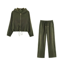 Armeegrünes Set