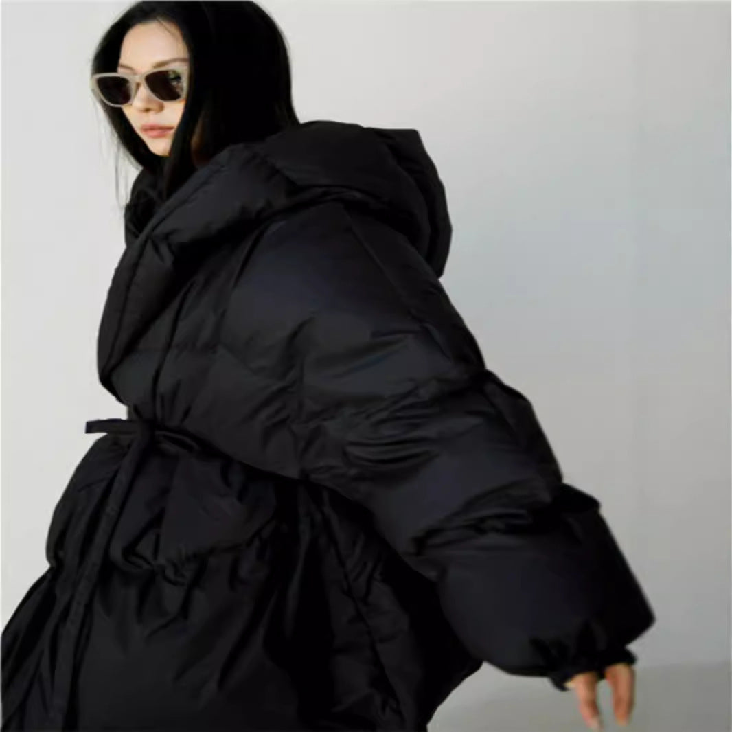 Damen Oversized Stepp-Winterjacke mit XXL-Kapuze und Kordeltaillenband Shop Nory