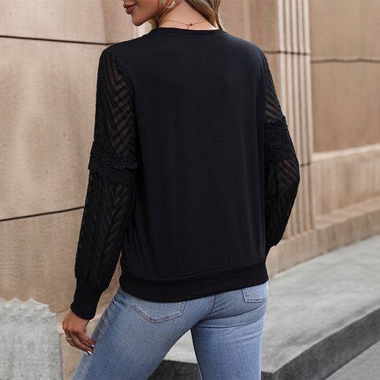 Damen Elegant-lässiges Langarmshirt mit Rundhalsausschnitt und gehäkelten Spitzenärmeln Shop Nory