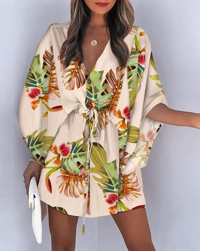 Damen angehendes Strandkleid mit eleganter Taillenbindung und einzigartigem Muster