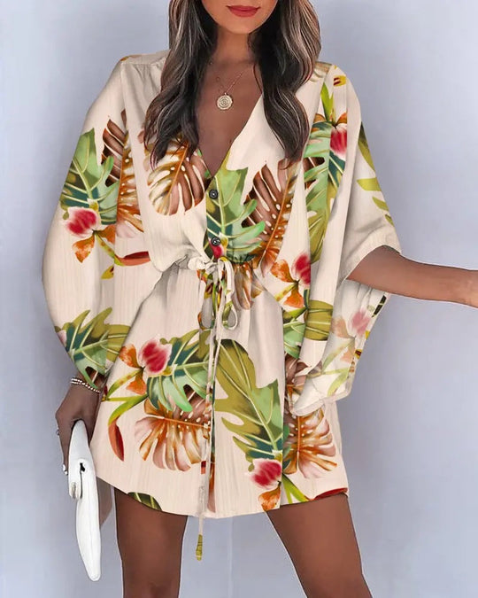 Damen angehendes Strandkleid mit eleganter Taillenbindung und einzigartigem Muster