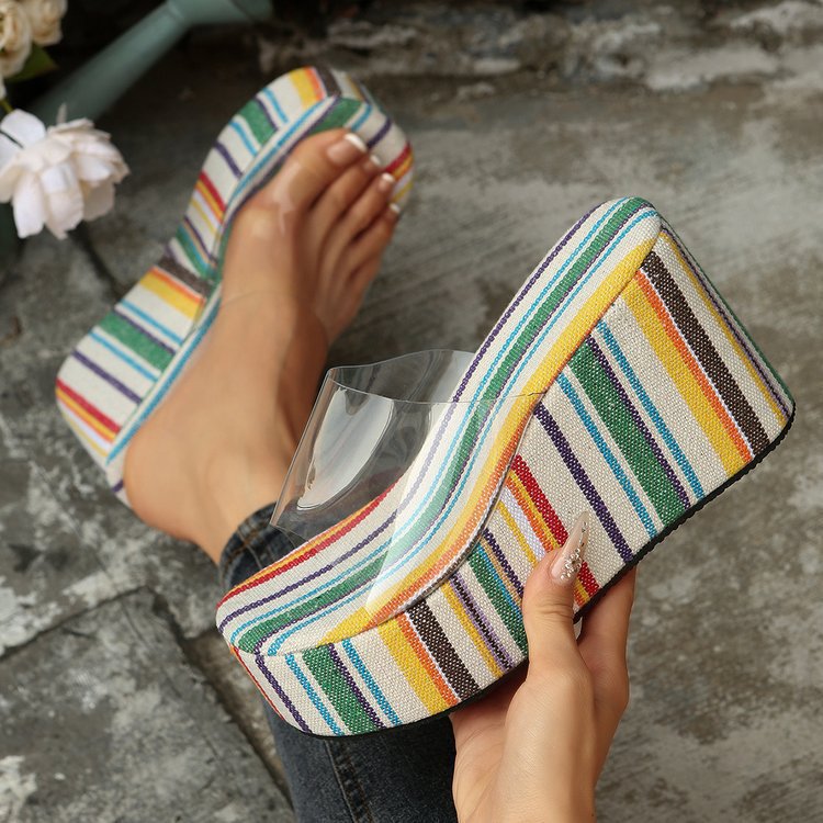 Damen Wedge-Pantoletten mit elegantem Stoffoberteil und komfortablem Fußbett