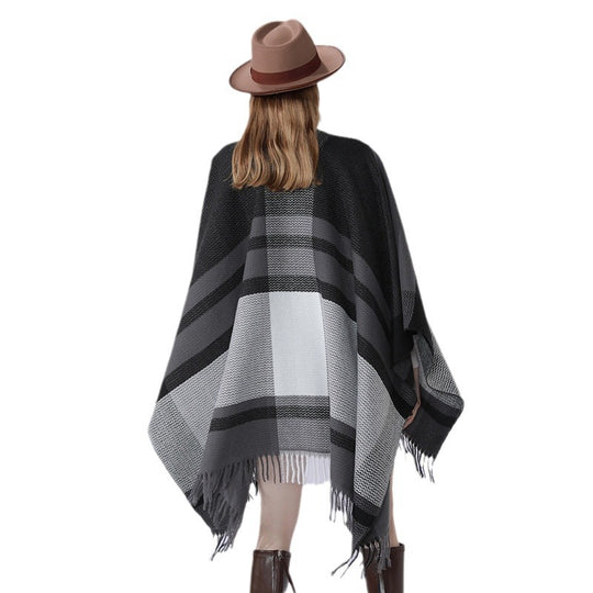 Damen Wollmix-Capeponcho mit V‑Ausschnitt, Blockstreifen und Fransen Shop Nory