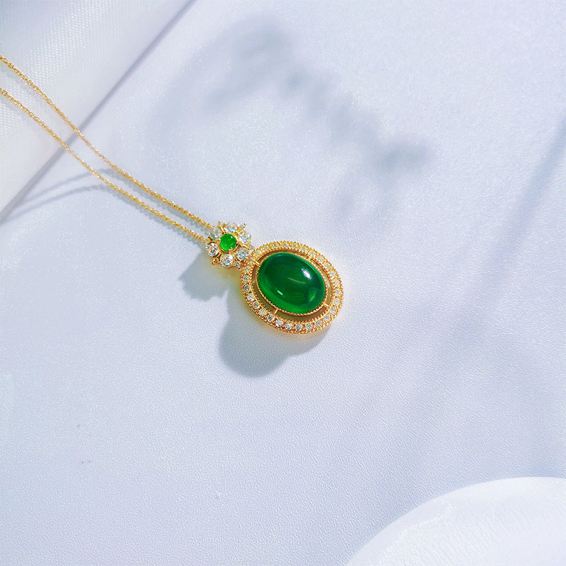 Damen elegante Halskette mit luxuriösem Anhänger und funkelnden Zirkonia Shop Nory
