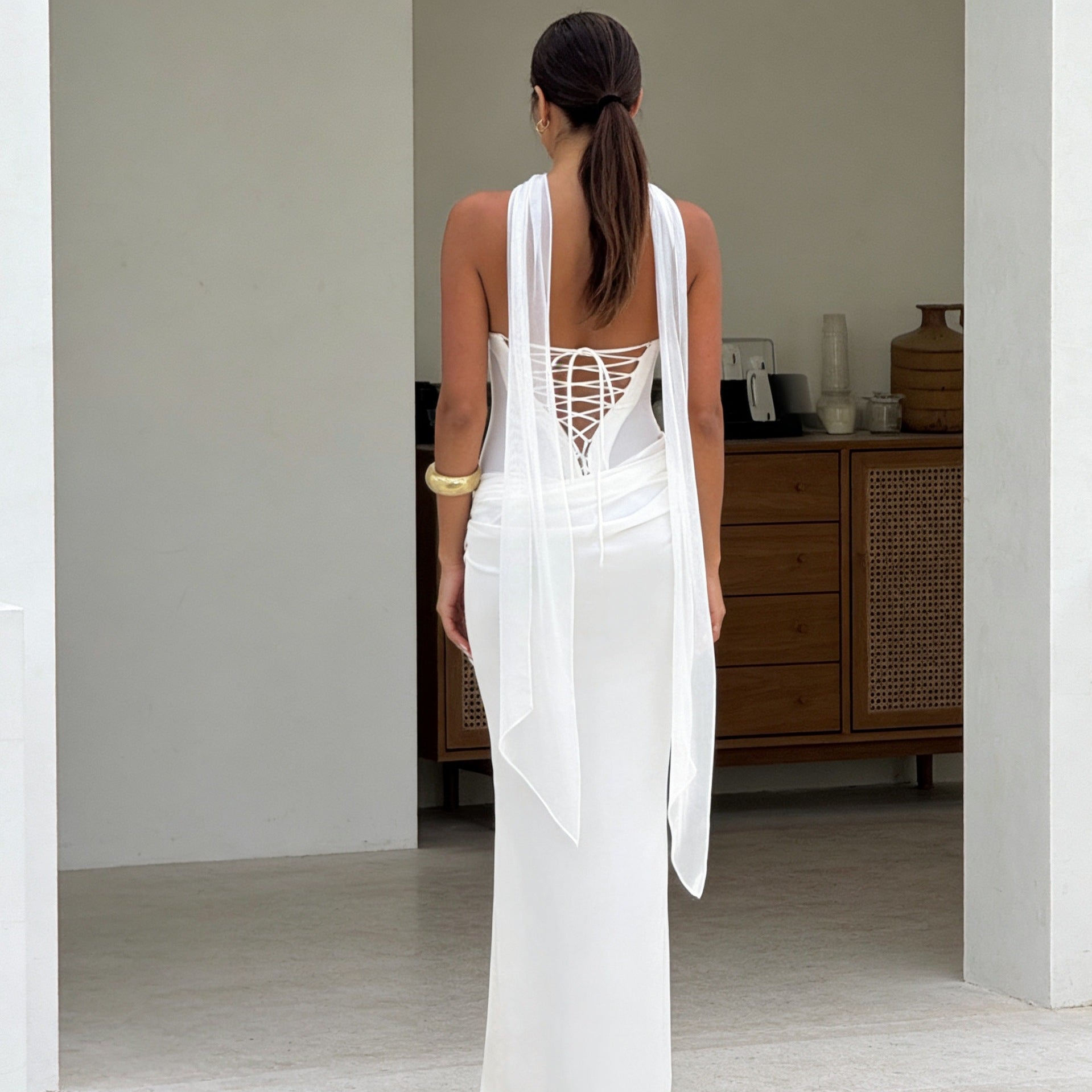 Damen Elegantes schulterfreies Maxikleid mit verführerischem Rüschendetail