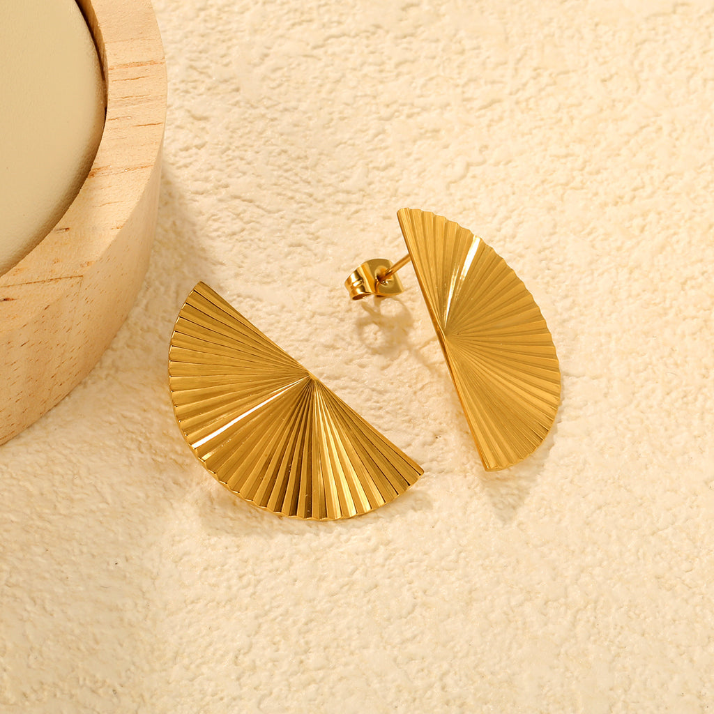 Damen Hängende Ohrstecker mit ovalem Tigerauge und elegantem goldfarbenem Rahmen Shop Nory