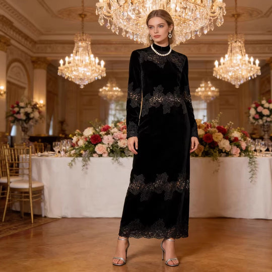 Damen Samt-Maxikleid mit Spitzenbesatz, Stehkragen und langen Ärmeln Shop Nory