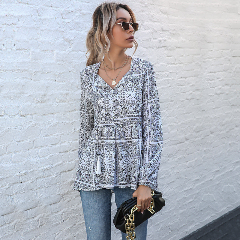 Damen V-Ausschnitt-Tunika mit Paisley-Bandana-Print, QuastenbindShop Noryand und Stufenrock Shop Nory