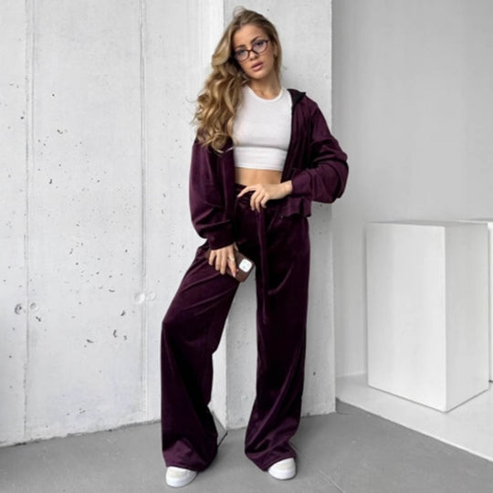 Damen weicher Velours Zweiteiler mit Kapuzenjacke und weiter Jogginghose Shop Nory