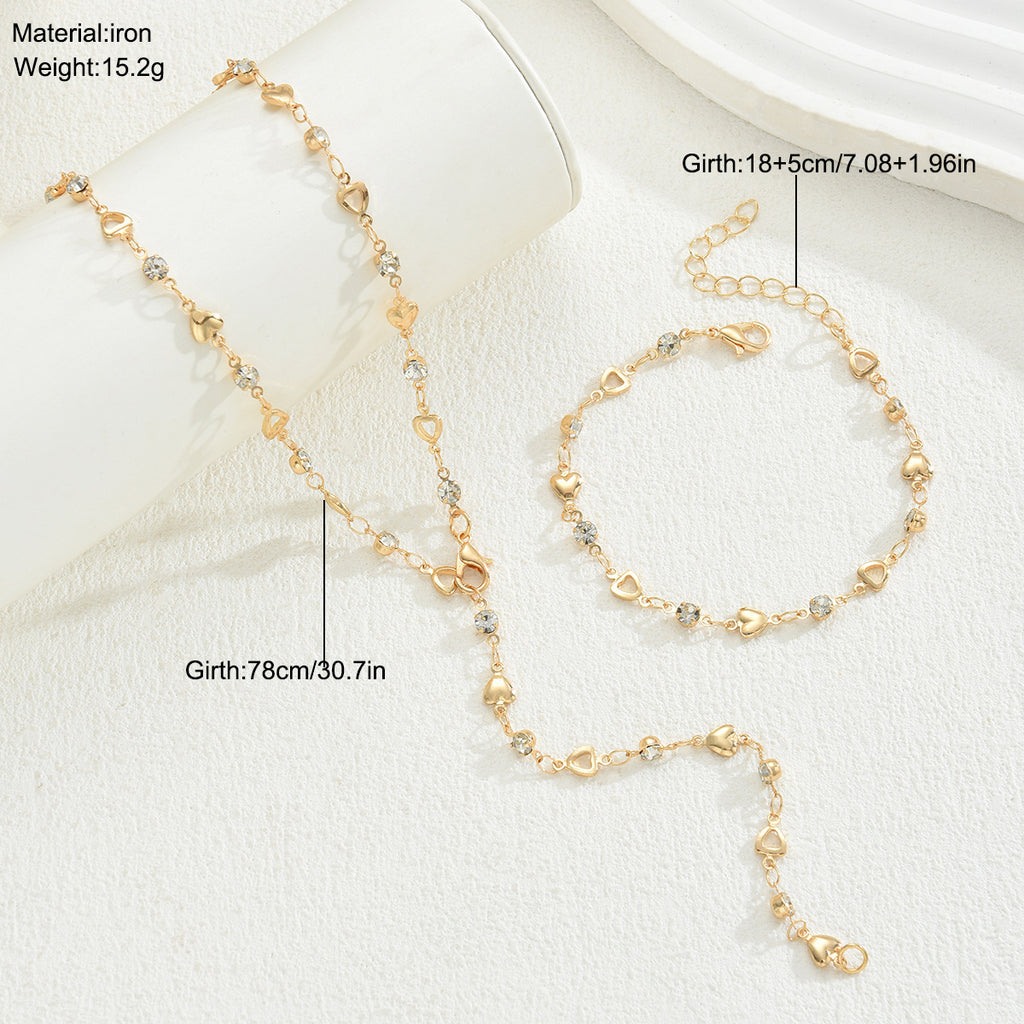 Damen Schmuckset mit funkelnden Kristallen und eleganten Ketten Shop Nory