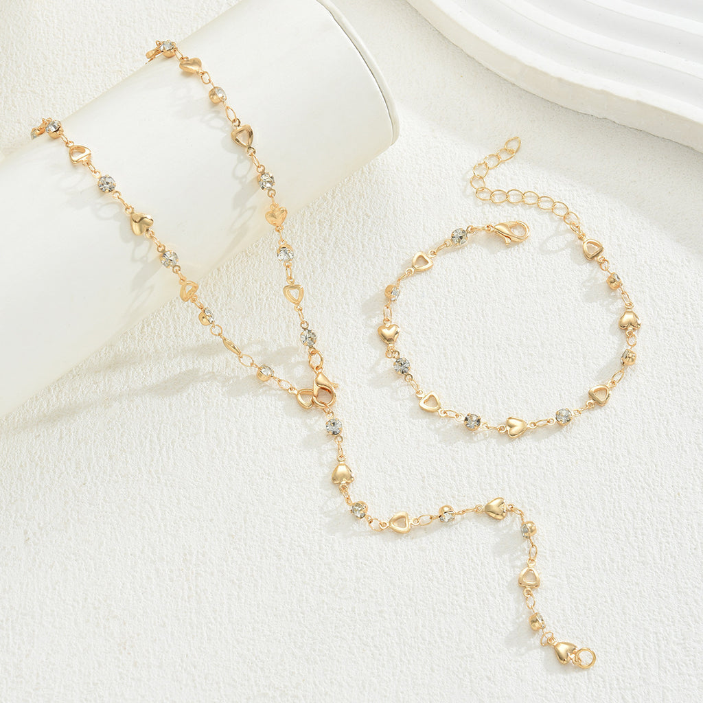 Damen Schmuckset mit funkelnden Kristallen und eleganten Ketten Shop Nory