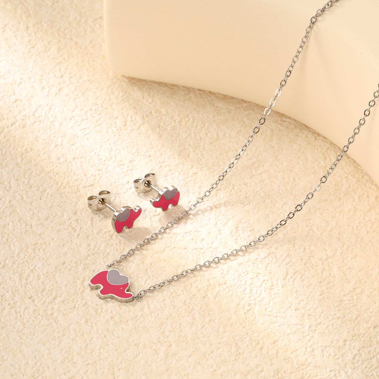 Damen Schmuckset mit niedlichem Elefanten-Anhänger und passenden Ohrringen Shop Nory