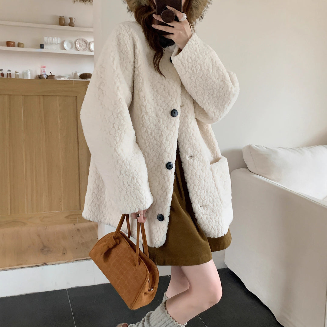 Damen Oversized Teddy‑Mantel mit Rundhals, großer Knopfleiste und aufgesetzten Taschen Shop Nory