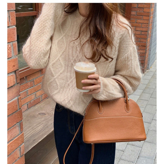 Damen strukturierte Leder‑Handtasche mit abnehmbarem Schulterriemen und gerundeter Korpusform Shop Nory