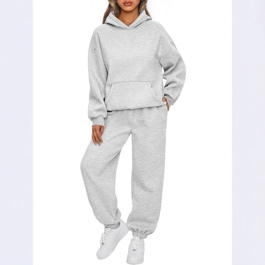 Damen nan luxuriöses Oversize-Loungewear-Set Kapuzenpullover mit Kängurutasche und weit geschnittene Jogginghose mit elastischen Knöchelabschlüssen Shop Nory