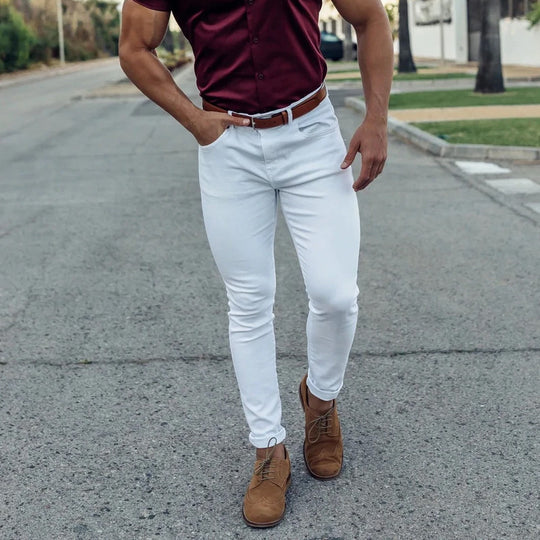 Herren Slim-Fit Stretch-Chino mit schmal zulaufendem Bein und dezenten Eingrifftaschen Shop Nory