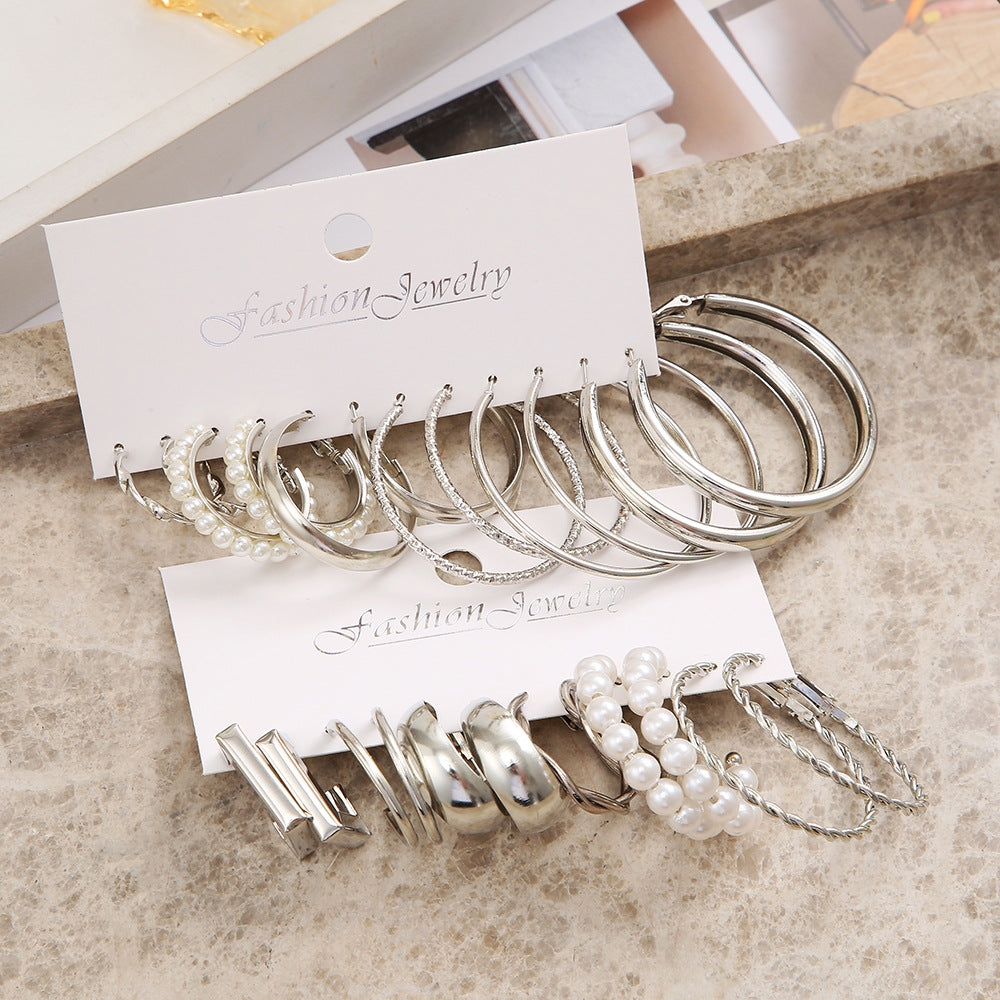 Damen Creolen-Set mit funkelnden Details und vielseitigen Designs Shop Nory