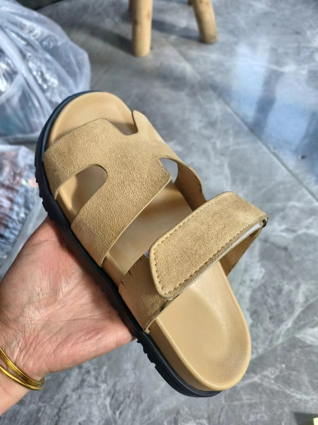 Damen Bequeme Freizeitsandalen mit verstellbaren Riemen und ergonomischer Fußbettgestaltung Shopnory