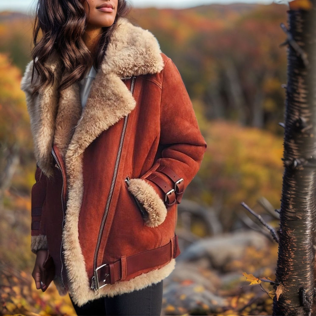 Damen Kurz geschnittene Aviator-Lederjacke mit Teddyfell‑Futter und Reißverschlussdetails Shop Nory