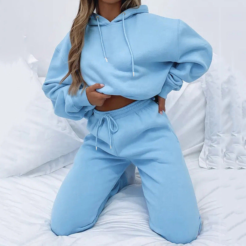 Damen kuscheliges Cropped-Kapuzen-Lounge-Set mit hochgeschnittener Tunnelzug-Jogginghose Shop Nory
