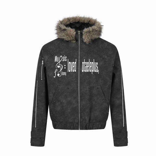 Herren Kurz geschnittener Suede‑Look Bomber mit Kapuze, Kunstfellbesatz und Statement‑Print Shop Nory