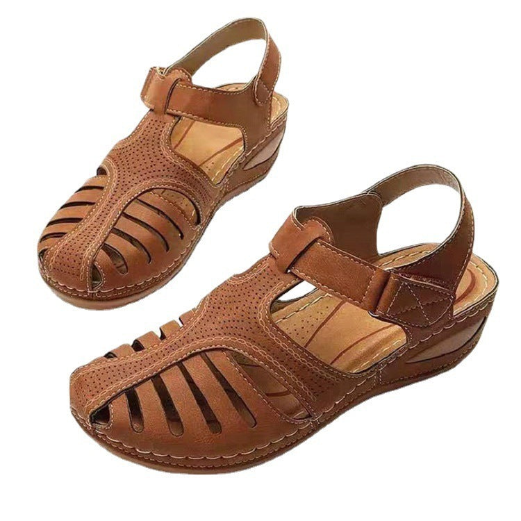 Damen Bequeme orthopädische Sandalette mit geschlossener Zehenpartie und verstellbarem Klettverschluss Shop Nory