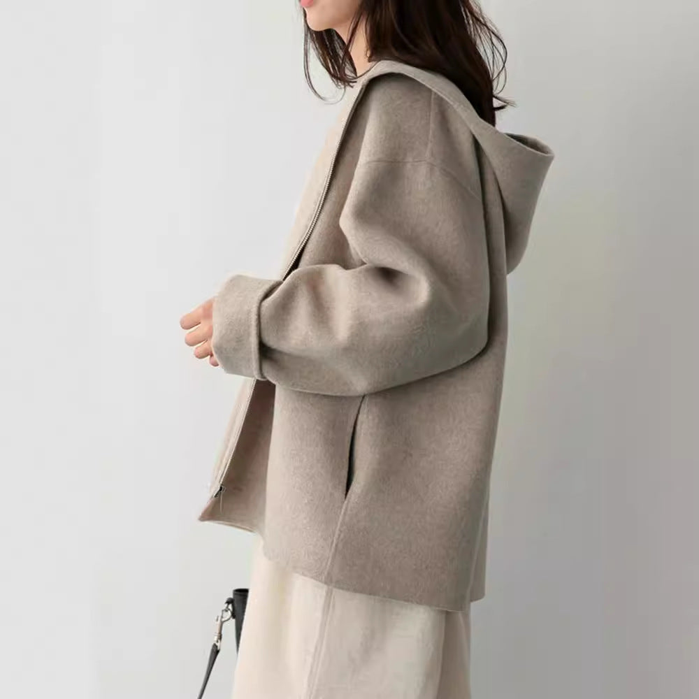 Damen Modische und elegante Kapuzenjacke aus weichem Material