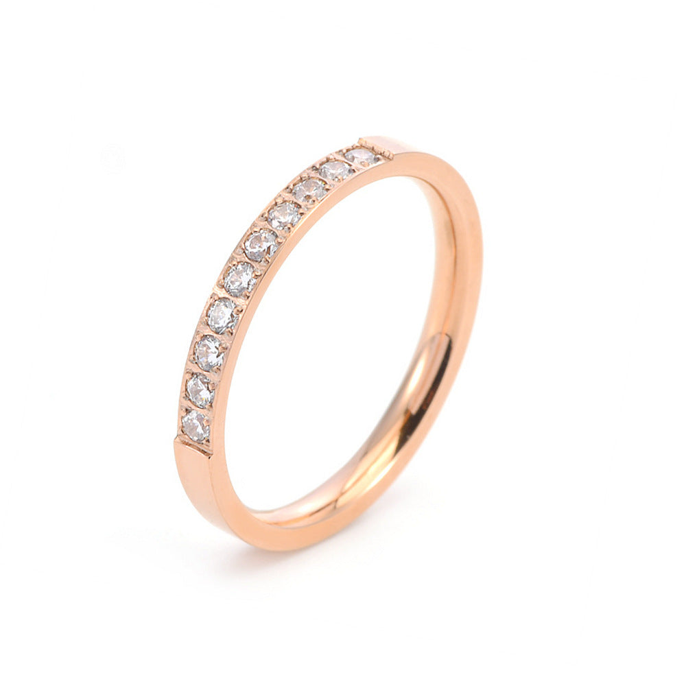 Damen Brillantring mit hochwertigem Zirkonbesatz und zeitlosem Design Shop Nory