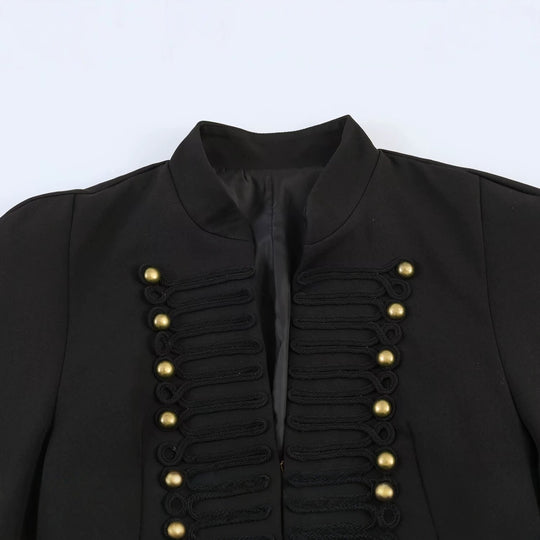Damen militärinspirierte Cropped-Jacke mit Stehkragen und dekorativer Zierknopfpassé Shop Nory
