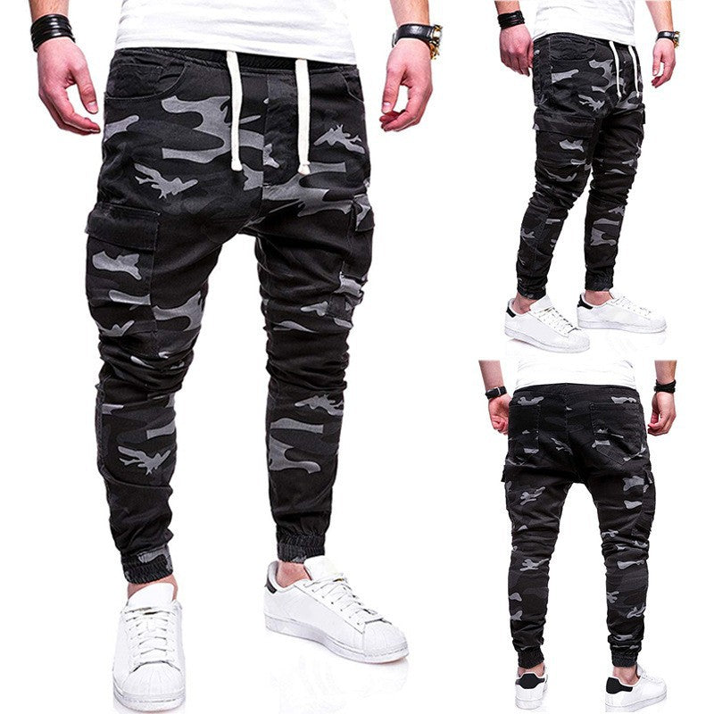 Herren taillierte Cargo-Joggerhose mit elastischem Komfortbund, seitlichen Klappentaschen und schmal zulaufenden Bündchen Shop Nory