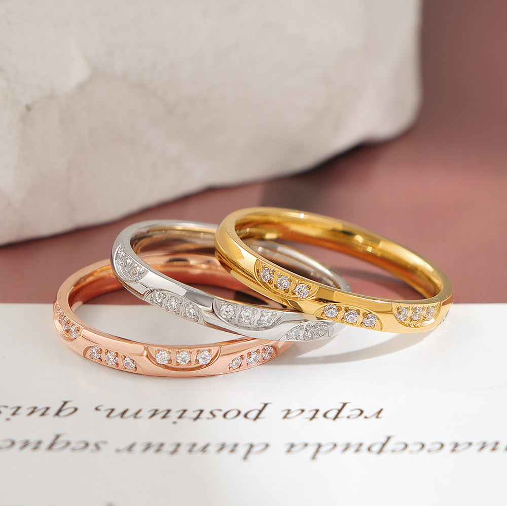 Damen filigraner Ring mit elegantem geschwungenem Design Shop Nory