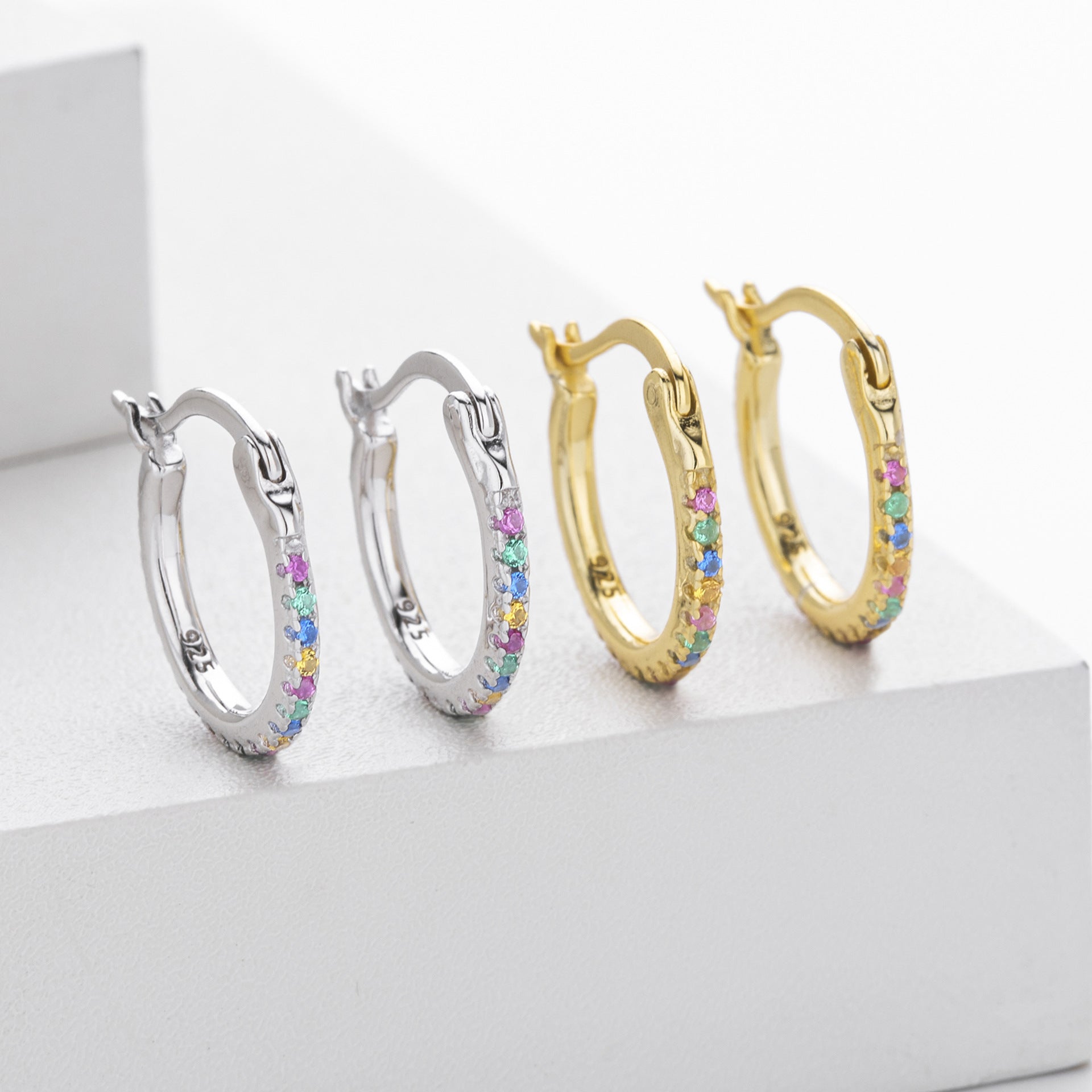 Damen Ohrstecker mit bunten Zirkonia Shop Nory