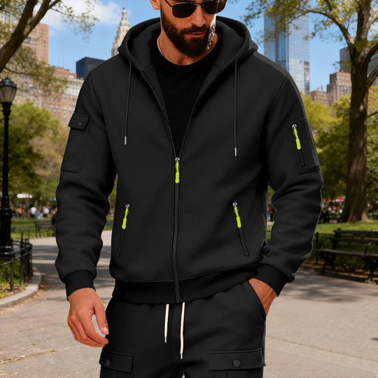 Herren sportlicher Kapuzenpullover mit modischen Schnellverschlüssen und praktischen Taschen