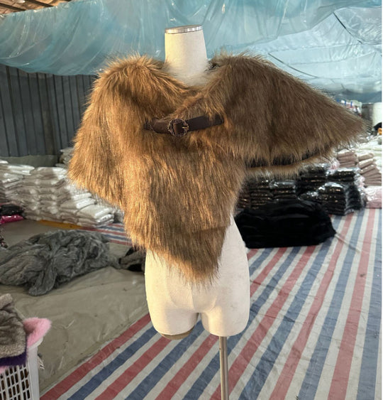 Damen Schultercape aus Kunstpelz mit asymmetrischem Saum und Ziergürtel Shop Nory