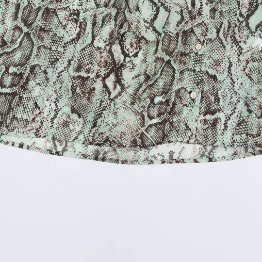 Damen Bluse mit Wasserfall-Schalkragen und Schlangenprint Shop Nory