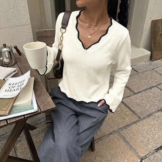 Damen Cropped V‑Ausschnitt Feinstrickpullover mit gewellter Kontrastkante Shop Nory