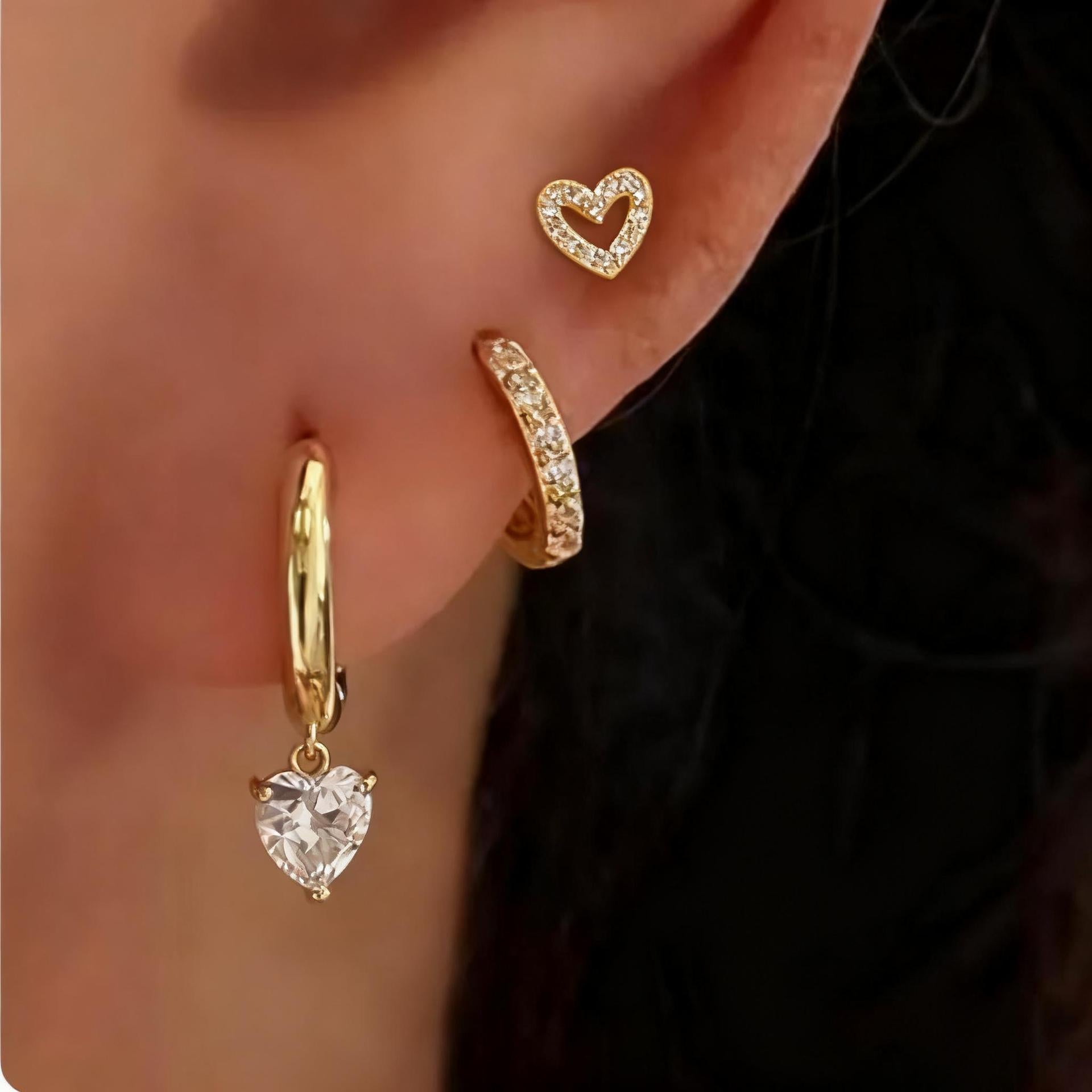 Damen Ohrschmuck-Set mit funkelnden Herz- und Kristallelementen Shop Nory