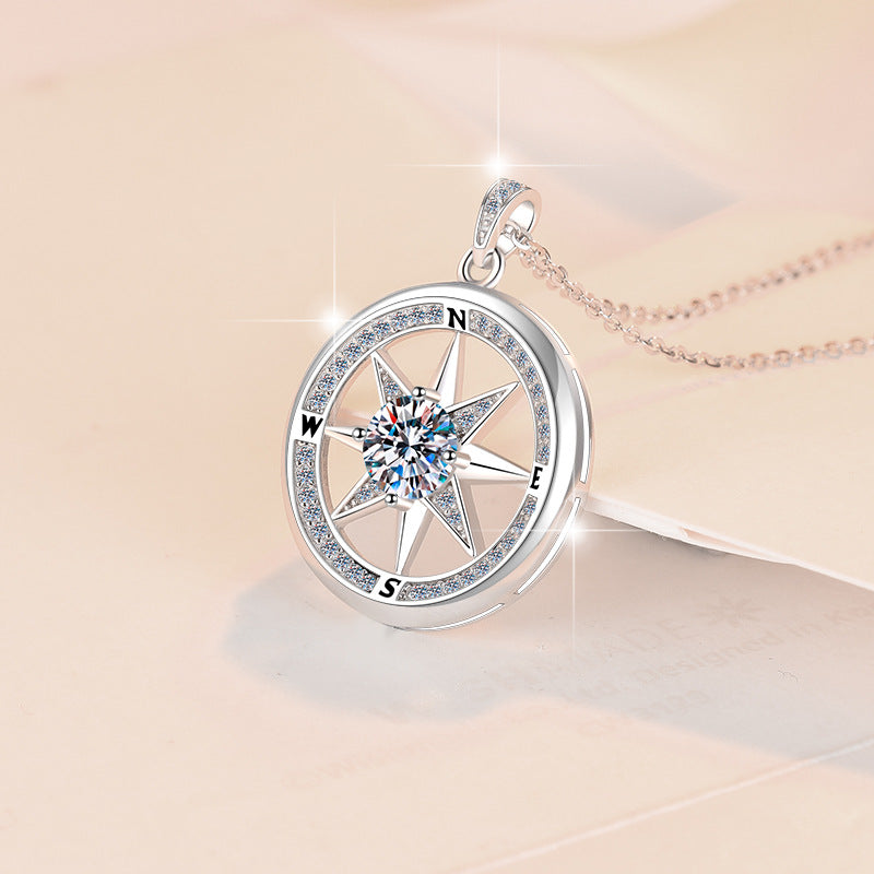 Damen Halskette mit detailreichem Kompass-Anhänger Shop Nory