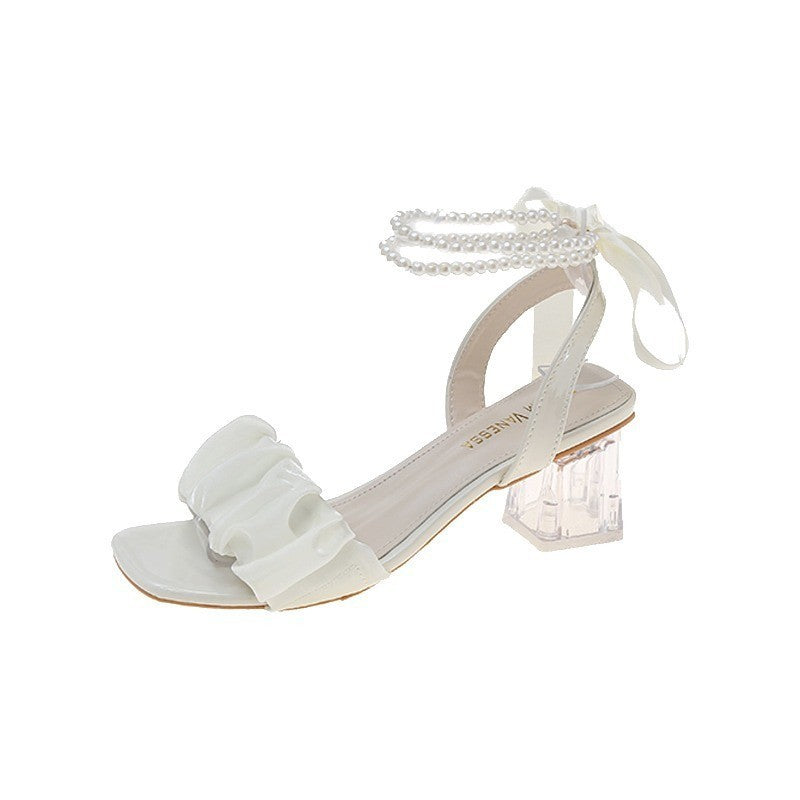 Damen Offene Riemchensandalen mit Perlenbesatz, Rüschenfront und transparentem Blockabsatz Shop Nory